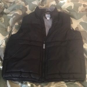 Kids black zip up vest
